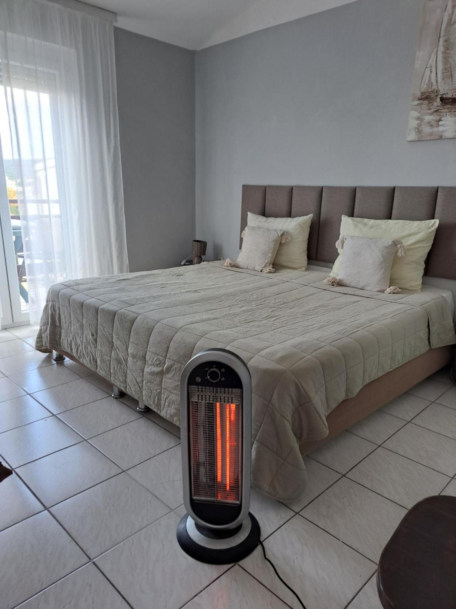 Apartmani Svitlana Sukošan Pokój zdjęcie